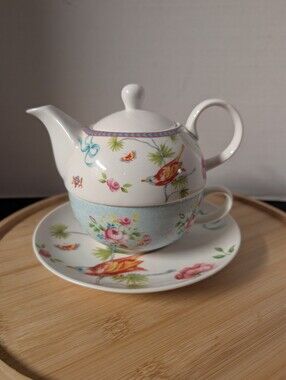 The English Table Floral Bone China Bridgertron Teapot Cup Saucer Rose‎ Garden